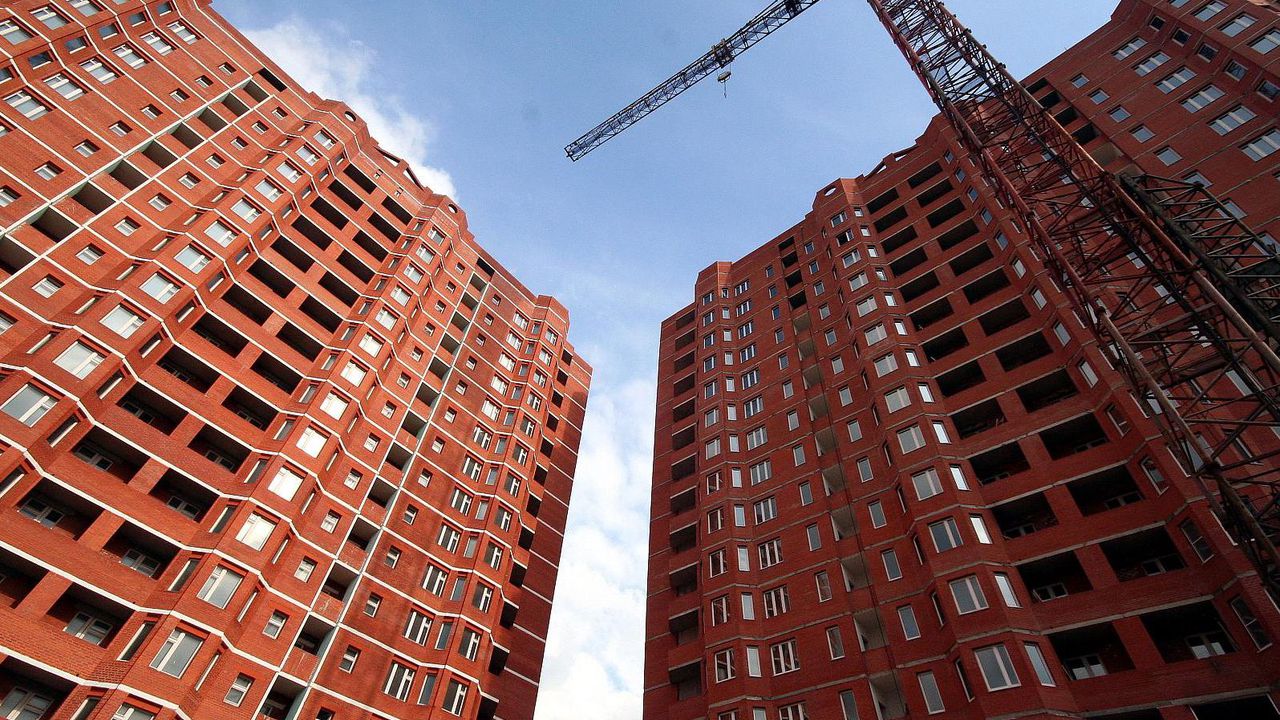 Объемы продаж первичного жилья в России резко увеличились